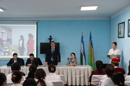 “Salamat shańaraq – salamat jámiyet tiregi” atamasında ushırasıw bolıp ótti.