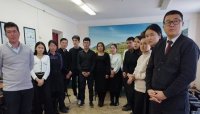 Студентлер Қарақалпақстан Республикасы мәлимлеме китапхана орайында болды