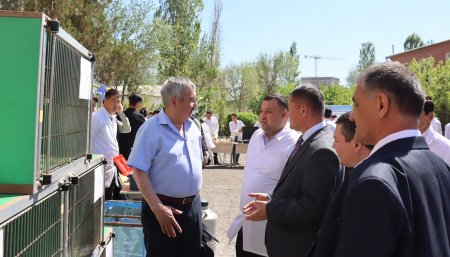 Miynet yarmarkasında studentler jumıs penen támiyinlendi