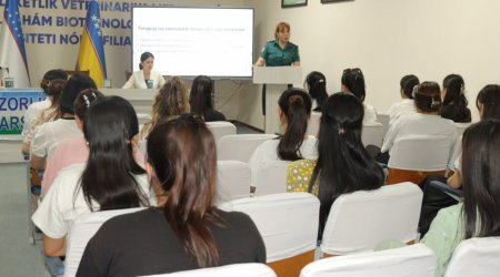 Gender teńlik máseleleri hám  hayallarǵa baylanıslı zorlıqtı saplastırıw boyınsha sáwbetlesiw ótkerildi