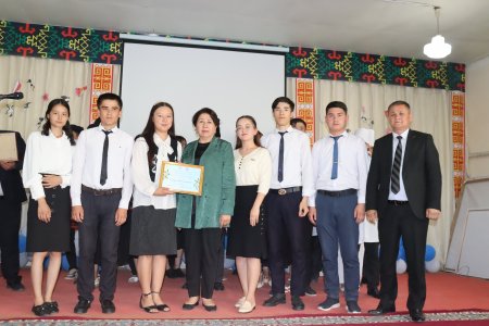 Studentler tańlawda awıl xojalıǵı boyınsha jańa joybarlardı ilgeri súrdi