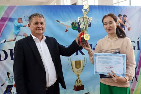 «Direktor kubogı»nıń jeńimpazları sıylıqlandı