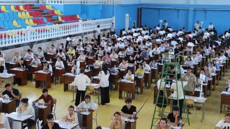Búgin  2024/2025-oqıw jılı ushın mámleketlik JOOlarına kiriw test imtixanları óz juwmaǵına jetti