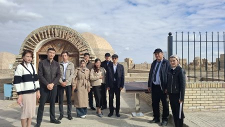 Mizdaxqon tarixiy esdalik majmuasiga sayohat uyushtirildi