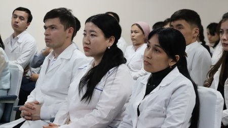 Prezident hám jaslar arasında alıp barılǵan sóylesiwge múnásibet:  Bilimlendiriwde jańa imkaniyatlar