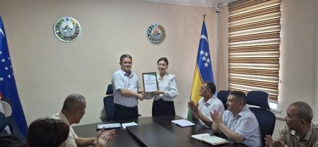 Kitapqa mehir - kitapxanashıǵa húrmet: filialdıń pidayı xızmetkerleri sıylıqlandı