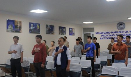 “Dolzarb 90 kun” doirasida talabalar futbol uchrashuvini birgalikda tomosha qilishdi