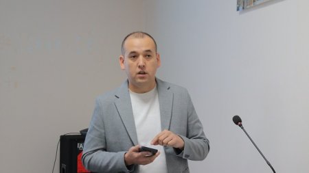 “Talabalar xavfsizligi” oyligi doirasida kiberjinoyatlarga qarshi uchrashuv o‘tkazildi