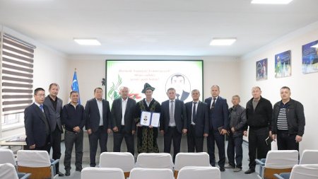 60 yosh — hayot maktabi va fidokorona mehnat yillari