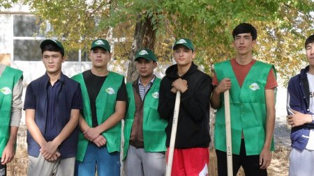 "Tazalıq aylıǵı" - tazalıq hám abadanlıqqa qaray ulıwmaxalıqlıq háreketi!