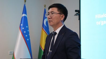 Kafedralar tárepinen shólkemlestirilgen dógereklerdiń jumısı boyınsha ashıq sáwbetlesiw ótkerildi