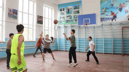 "Bes baslama olimpiadası" sheńberinde studentlerdiń sport sheberligi sınaqtan ótkerildi