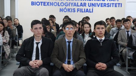 Direktor hám jaslar ushırasıwı jańasha ruwxta ótti