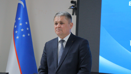 Prezident hám ataqlı mámleketlik stipendiyalar jeńimpazlarına gúwalıqlar tapsırıldı