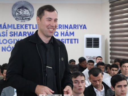 “Talabalar bahori” doirasida ilhomga to‘la she’riyat kechasi