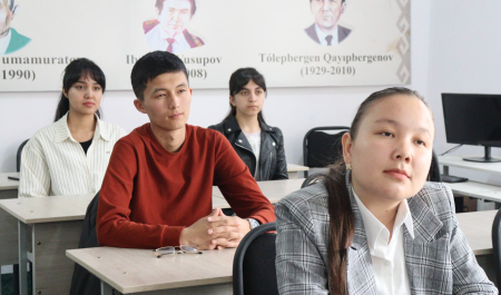 Ádebiyat ortalıǵında eń belsendi kitapqumarlar bellesti