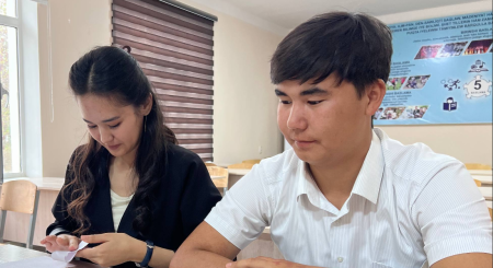 "Studentler báhári" sheńberinde "Zakovat" maydanında bilimli jaslar bellesti