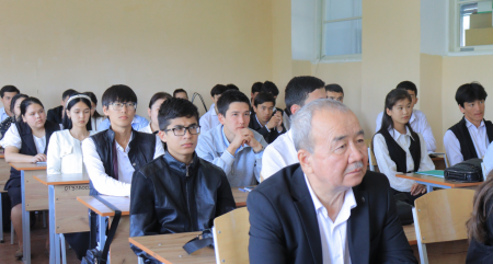 Sun’iy intellektning “ko‘rinmas xavflari”: yoshlar ogohlikka chorlandi